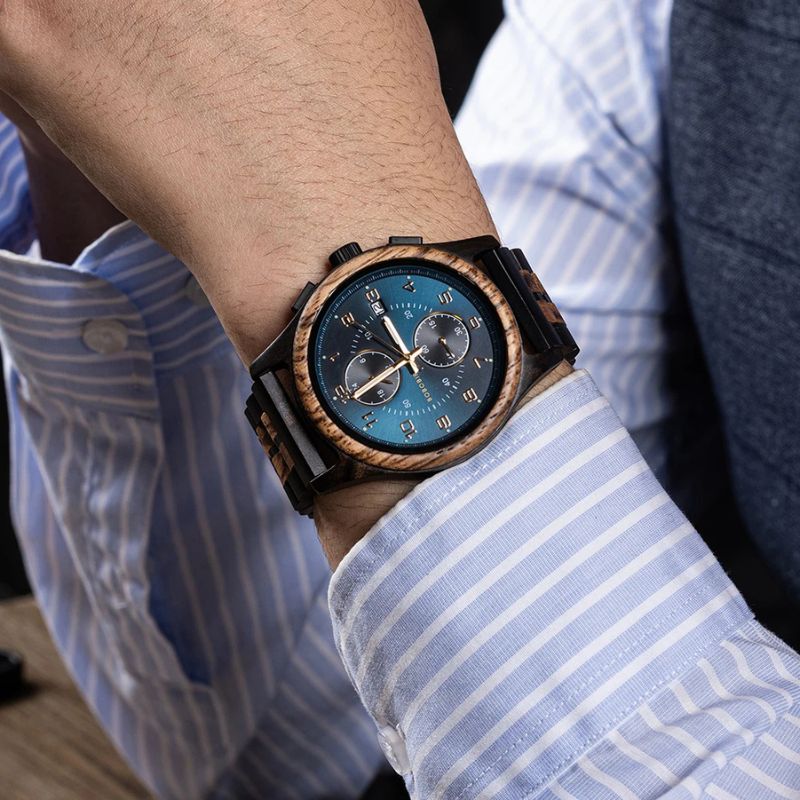 Herren Holzuhr Chronograph aus Ebenholz & Zebranoholz – Nachtwald Herren Holzuhr Chronograph aus Ebenholz & Zebranoholz – Nachtwald – Bild 4